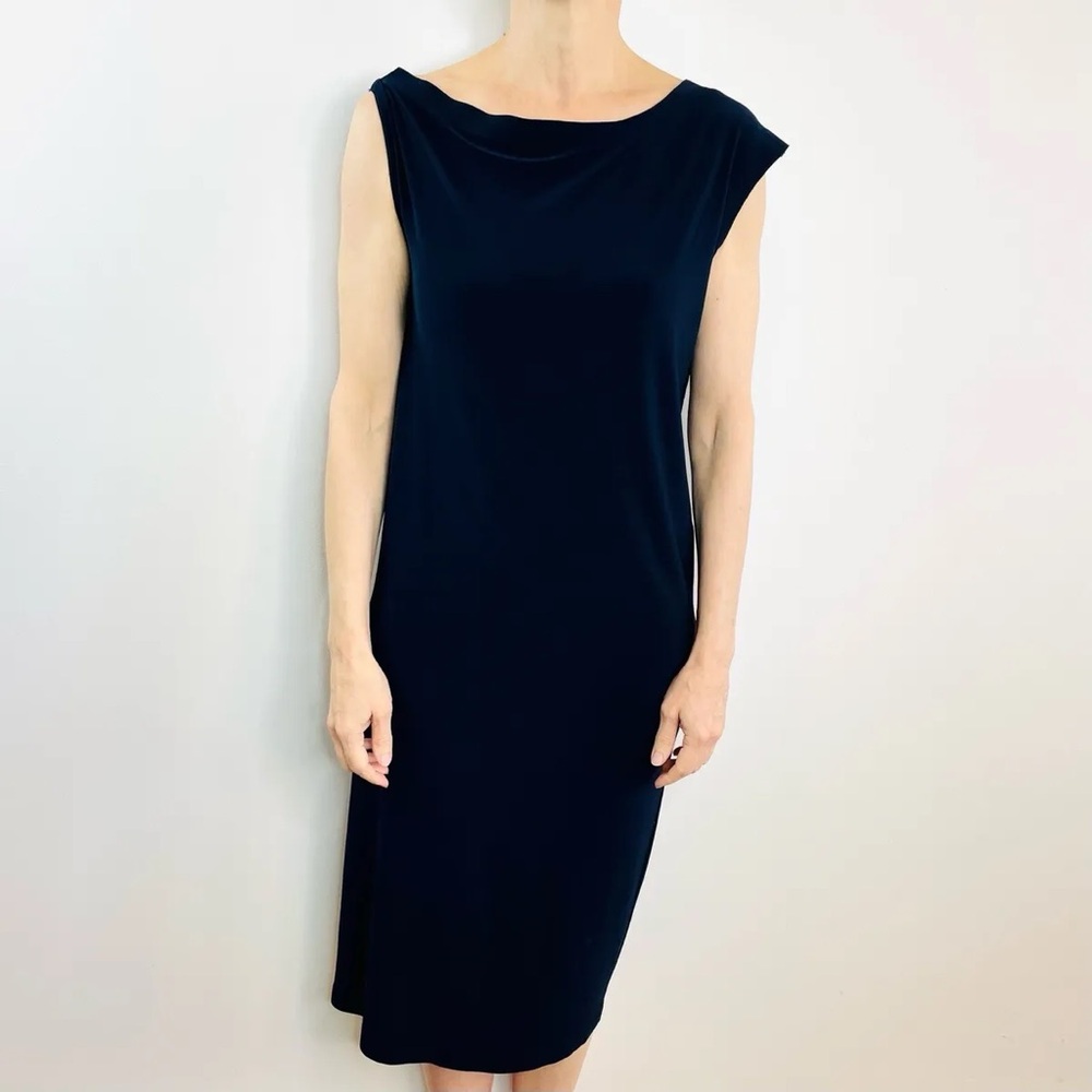 Norma Kamali Navy Midi Dress
Excellent condition - Picture 2 of 9